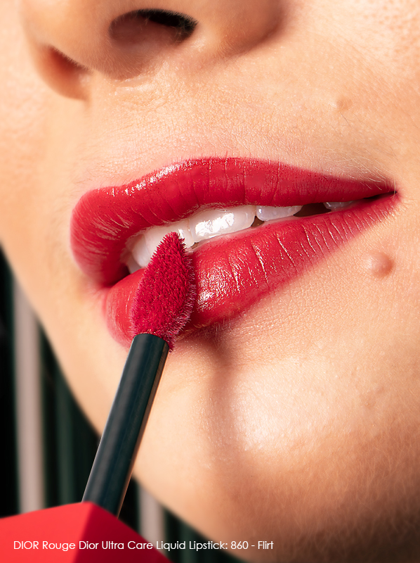 Dior Rouge Dior Ultra Care Liquid Lipstick in 860 Flirt Swatch