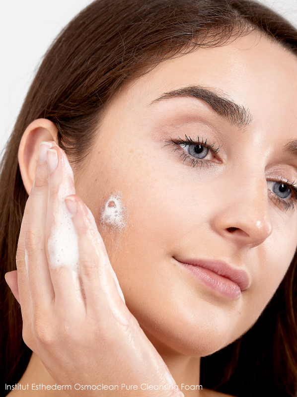 Model image of Institut Esthederm Osmoclean Pure Cleansing Foam