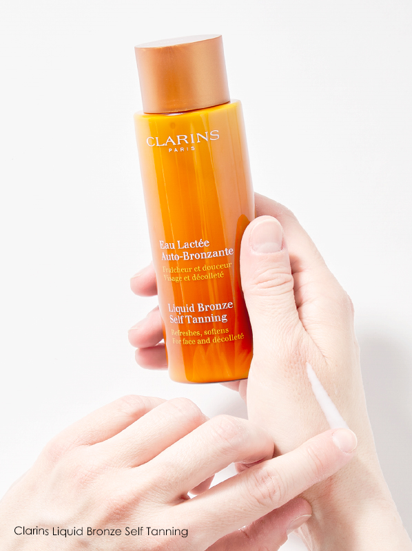 Hand swatch image of Clarins Liquid Bronze Self Tanning for a gradual tan