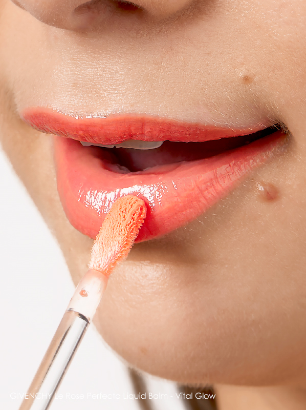 Orange Lipsticks: Givenchy Le Rose Perfecto Liquid Balm Vital Glow