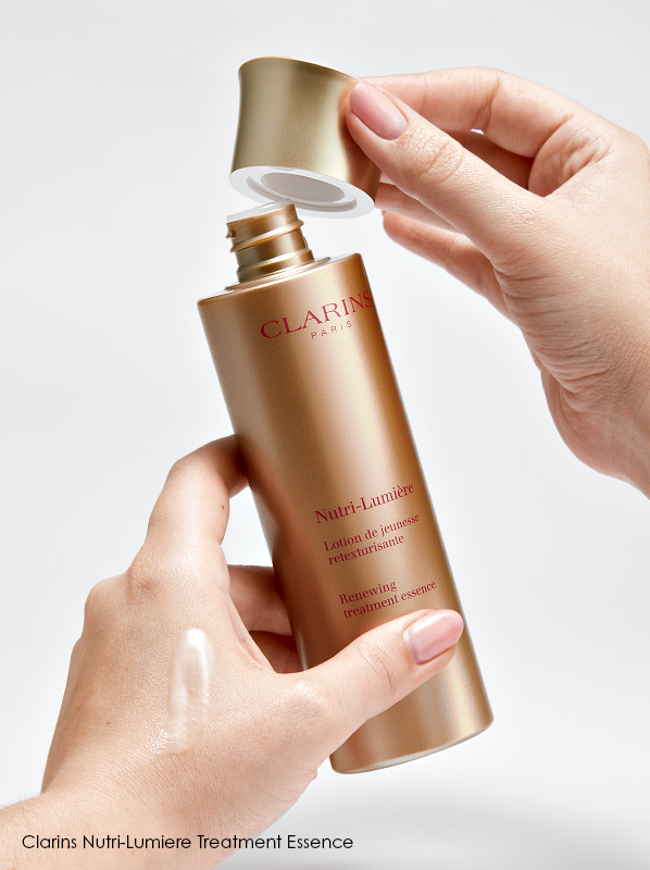 Clarins Nutri-Lumiere Renewing Treatment Essence Review