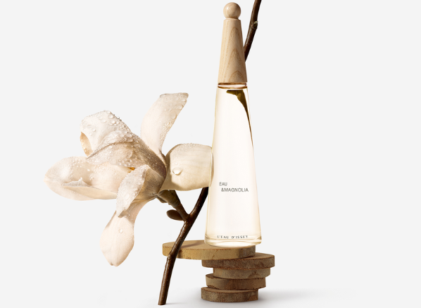 Picture of Issey Miyake L'Eau d'Issey Eau & Magnolia Eau de Toilette Intense Spray white floral scent