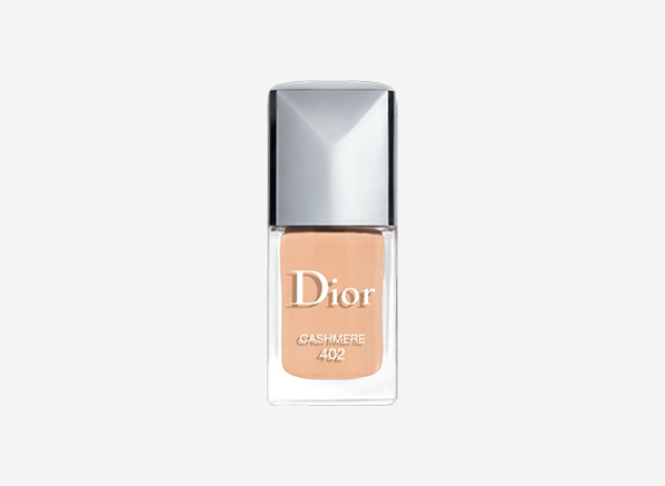 Dior Vernis Couture Colour Nail Varnish Review: DIOR Dior Vernis Couture Colour - Gel Shine Nail Lacquer
