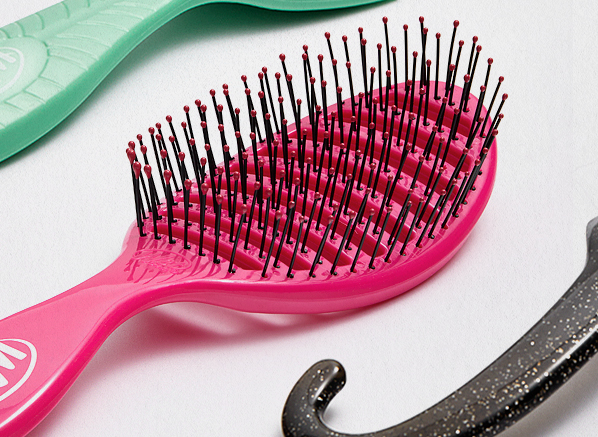 Wet Brush Guide: A Hairbrush For Every Occasion