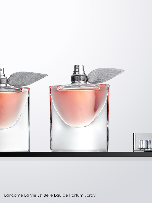 Iconic female fragrance: Lancome La Vie Est Belle L'Eau de Parfum