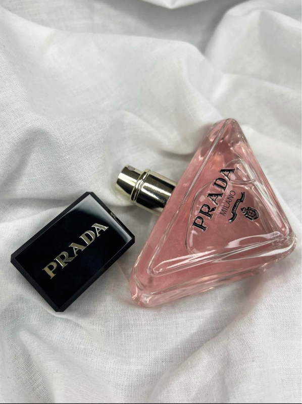 My Life in Perfume; Prada Paradoxe