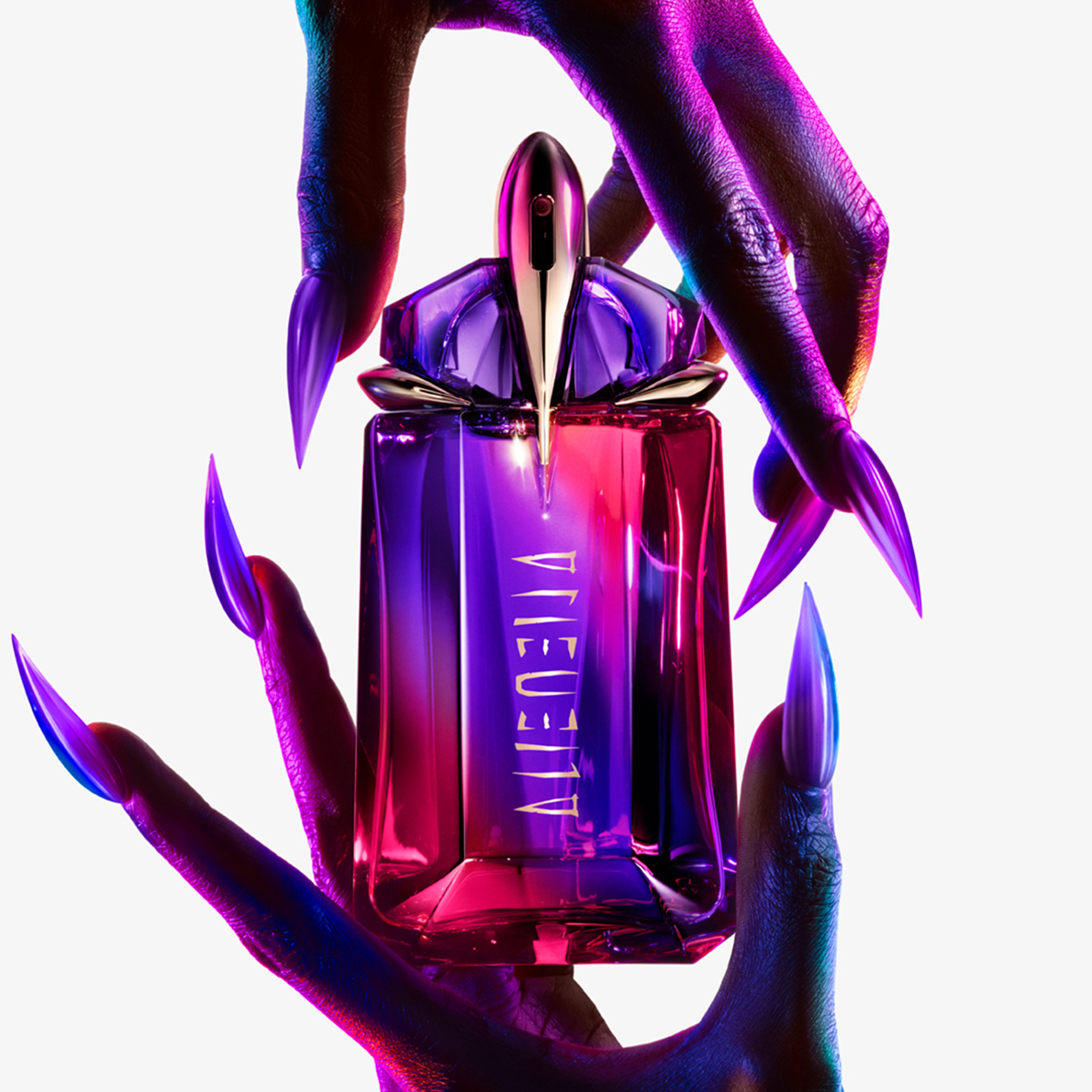 new perfume launch: Mugler Alien Hypersense